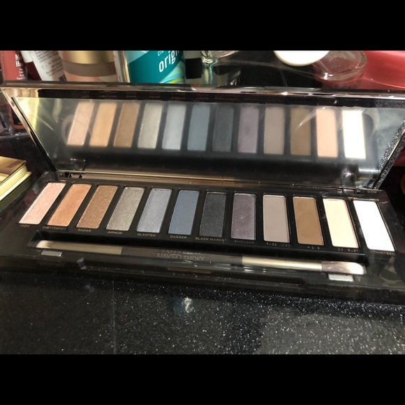Urban Decay Other - Urban decay Smokey Palette
